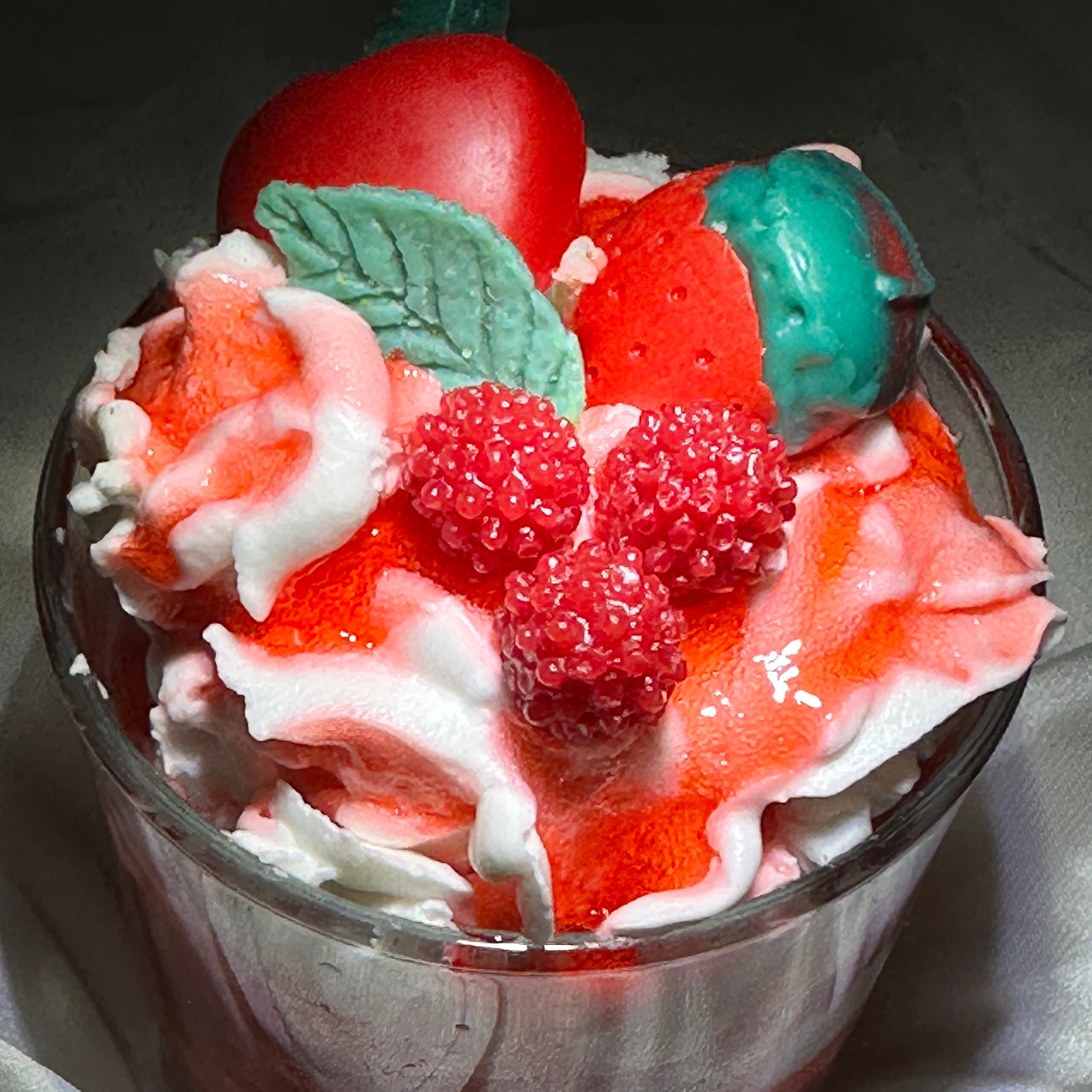 Strawberry sundae